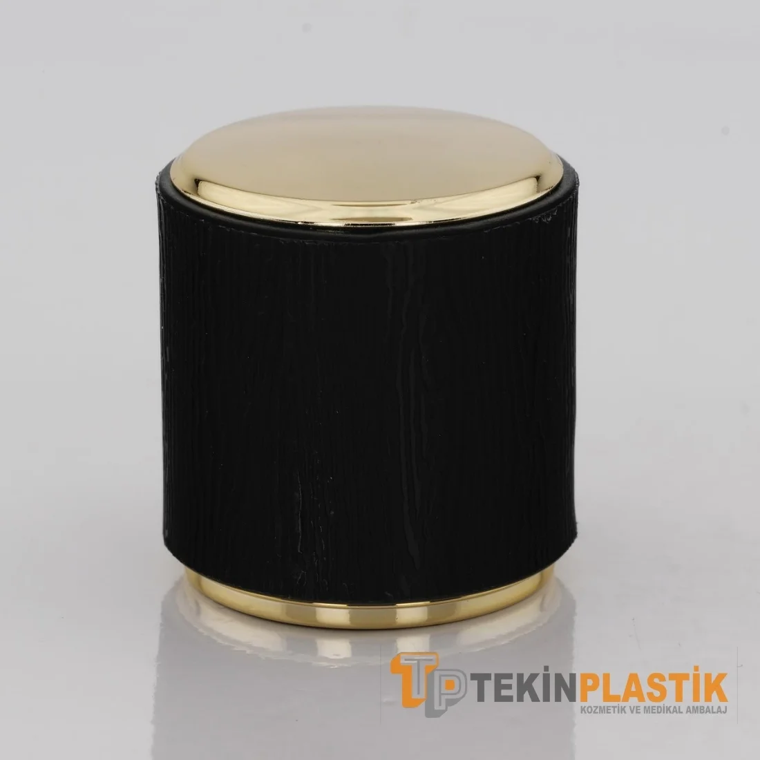 POLO GOLD-SİYAH PARLAK MODEL CAM PARFÜM ŞİŞE KAPAK 15 MM POLO GOLD-SİYAH PARLAK MODEL CAM PARFÜM ŞİŞE KAPAK 15 MM