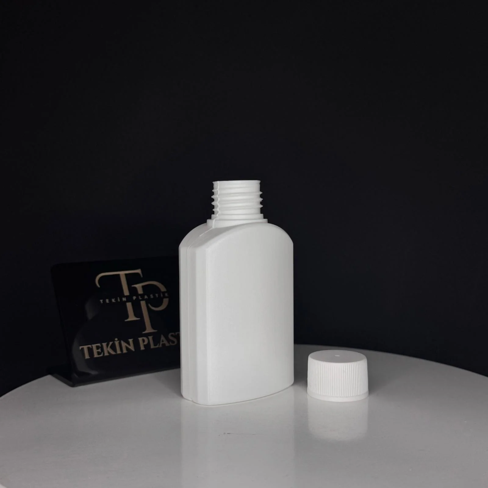  Polietilen Şişe 100 ML Yassı Kozmetik Düz Kapaklı