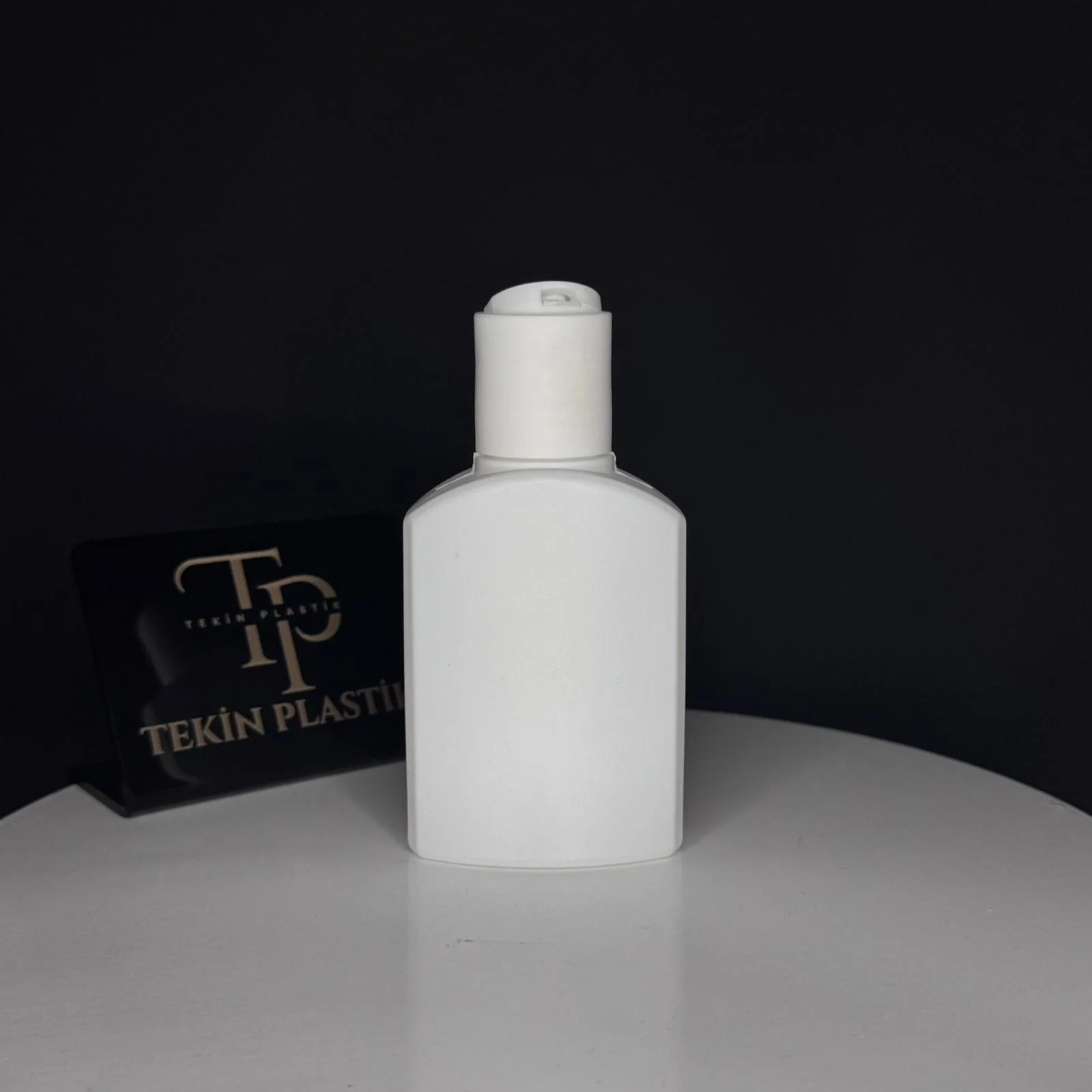 100 ML Yassı Kozmetik Şişe Disctop Şampuan Kapaklı