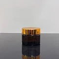 50 ml Amber Cam Krem Kavanozu Parlak Gold Kapaklı Tıpalı 50 ml Amber Cam Krem Kavanozu Parlak Gold Kapaklı Tıpalı