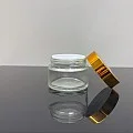 50 ml Şeffaf Cam Krem Kavanozu Parlak Gold Kapaklı Tıpalı 50 ml Şeffaf Cam Krem Kavanozu Parlak Gold Kapaklı Tıpalı