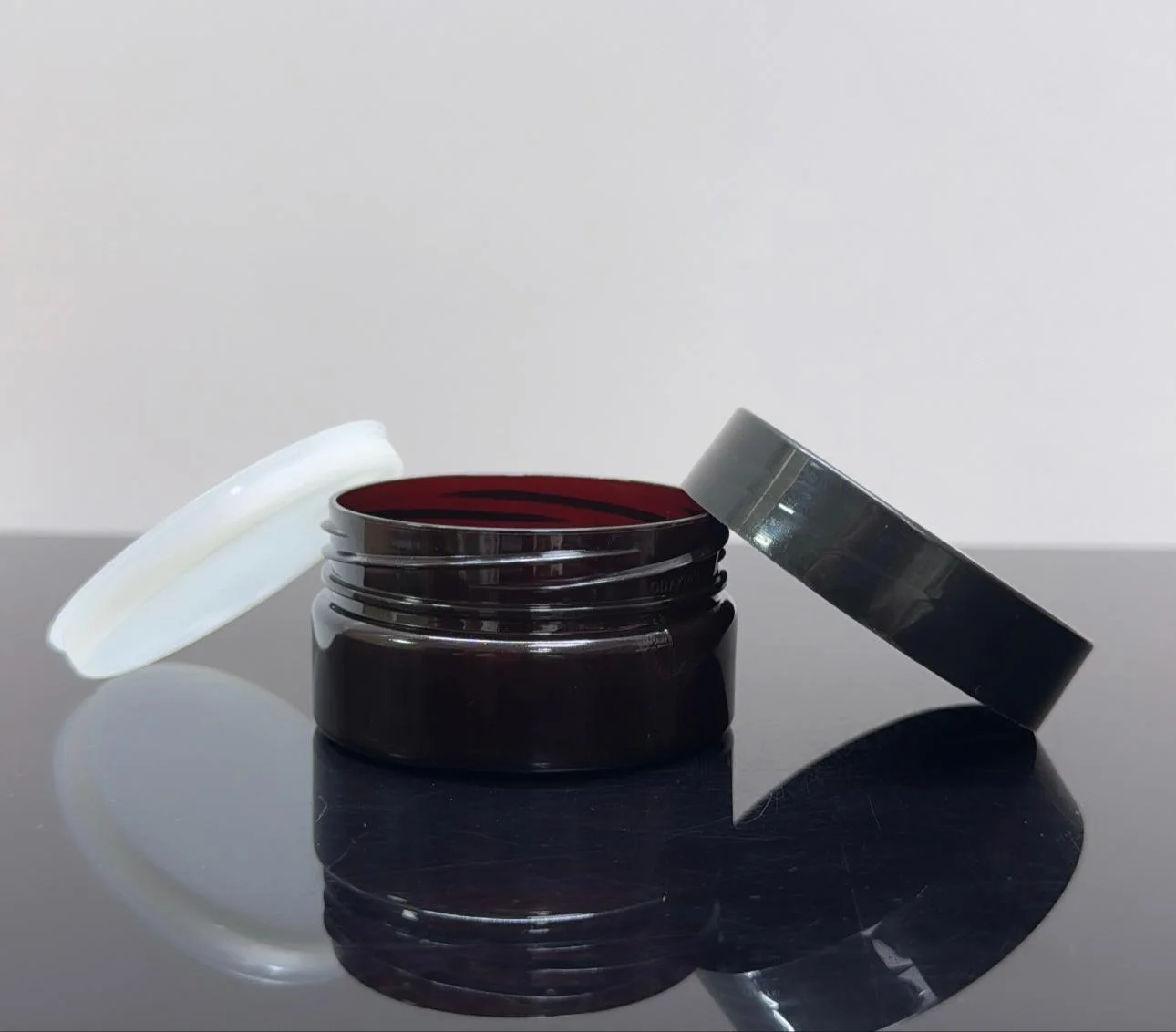 50 ml Amber Pet Krem Kavanozu Siyah Kapaklı 50 ml Amber Pet Krem Kavanozu Siyah Kapaklı