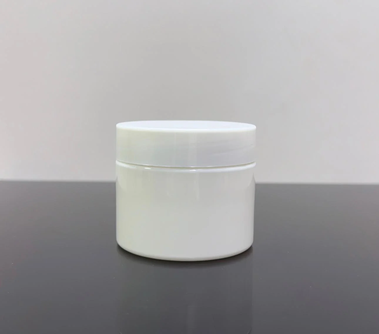 100 ml Beyaz Pet Krem Kavanozu Beyaz Kapaklı 100 ml Beyaz Pet Krem Kavanozu Beyaz Kapaklı