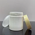 150 ml Beyaz Pet Krem Kavanozu Krem Kapaklı Tıpalı 150 ml Beyaz Pet Krem Kavanozu Krem Kapaklı Tıpalı