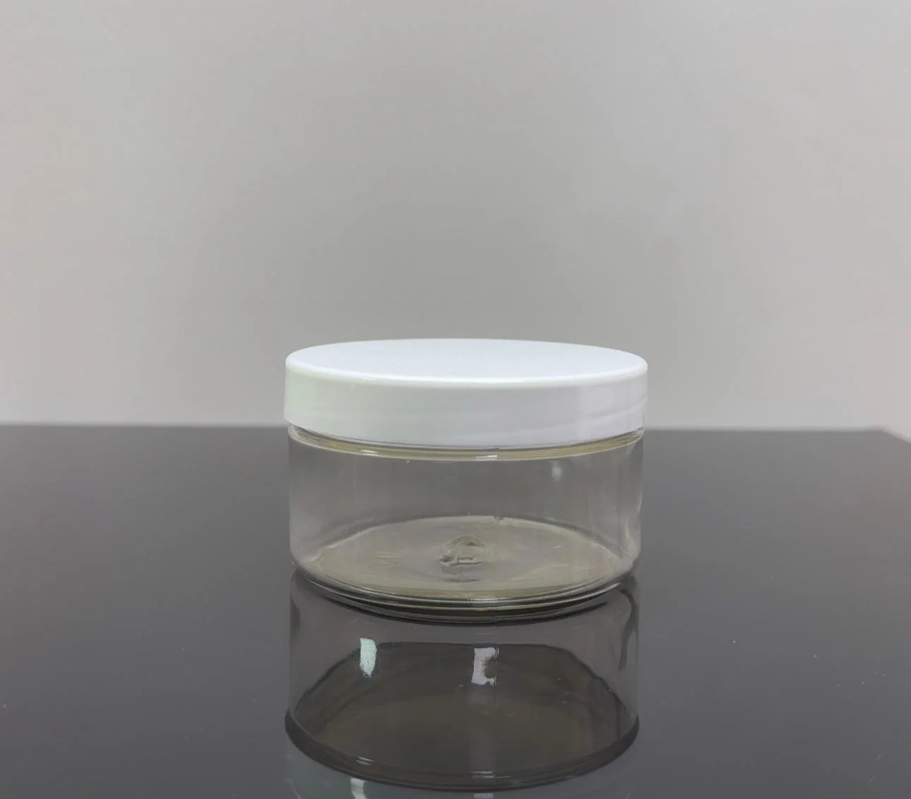 100 ml Şeffaf Pet Krem Kavanozu Beyaz Kapaklı Tıpalı 100 ml Şeffaf Pet Krem Kavanozu Beyaz Kapaklı Tıpalı
