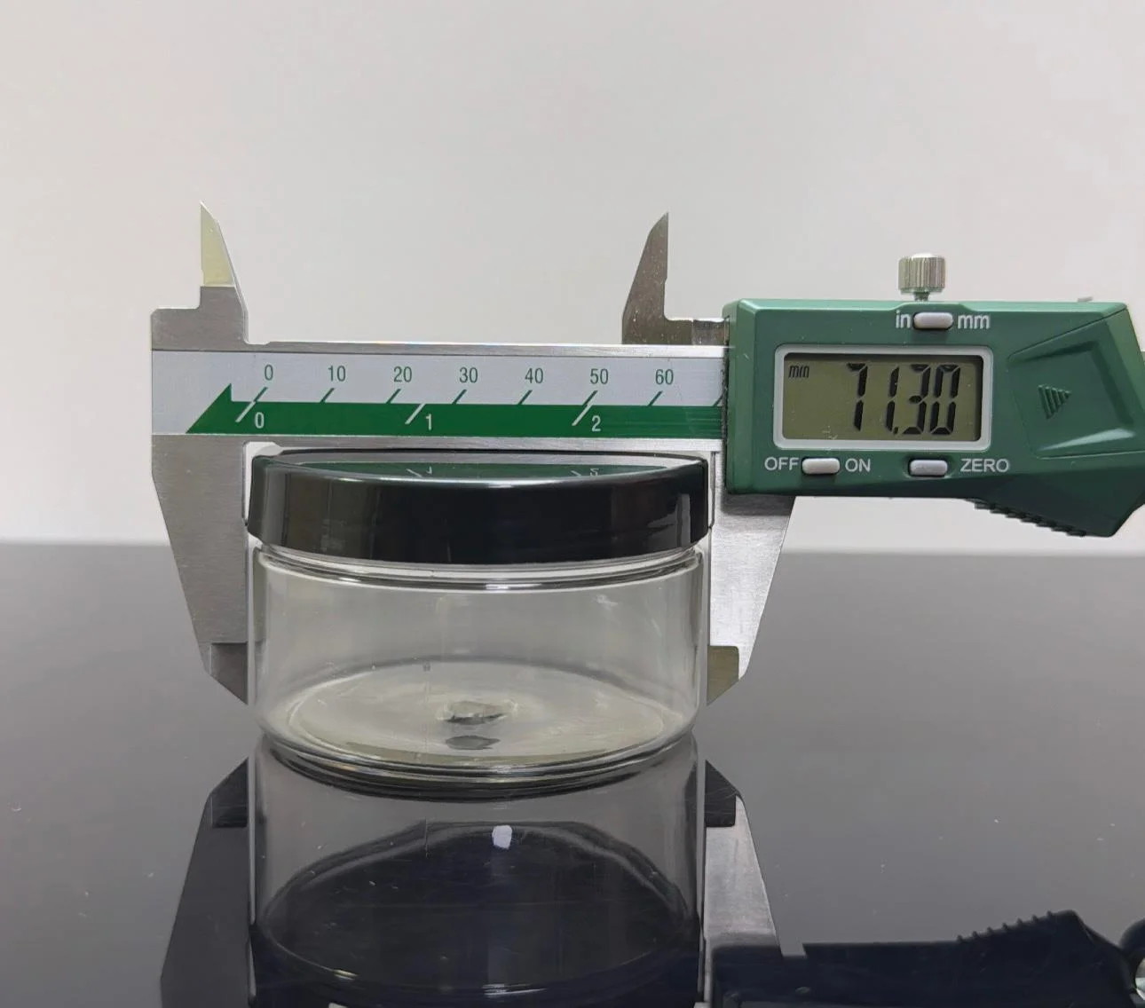 100 ml Şeffaf Pet Krem Kavanozu Beyaz Kapaklı Tıpalı 100 ml Şeffaf Pet Krem Kavanozu Beyaz Kapaklı Tıpalı