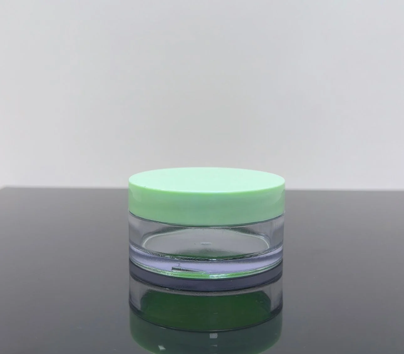 50 ml Şeffaf Turkuaz Kapaklı Akrilik Kavanoz 50 ml Şeffaf Turkuaz Kapaklı Akrilik Kavanoz
