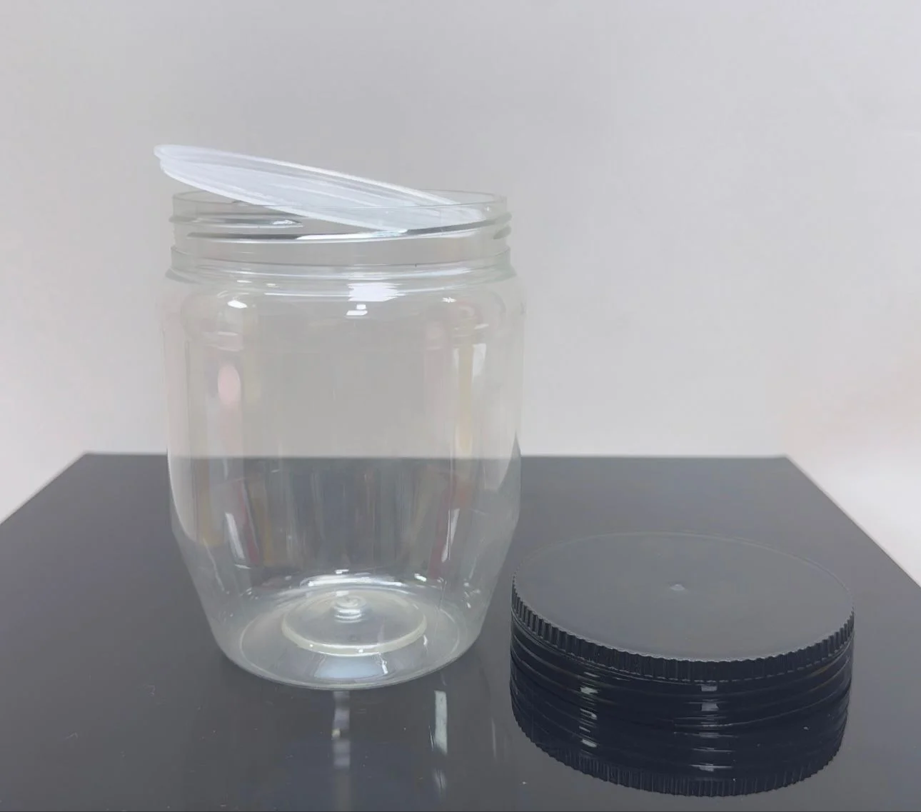 700 ml Şeffaf Pet Krem Kavanozu Siyah Kapaklı Tıpalı 700 ml Şeffaf Pet Krem Kavanozu Siyah Kapaklı Tıpalı