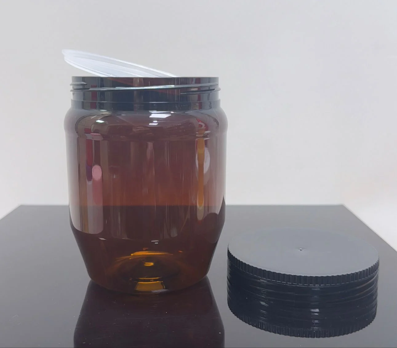 700 ml Amber Pet Krem Kavanozu Tıpalı 700 ml Amber Pet Krem Kavanozu Tıpalı