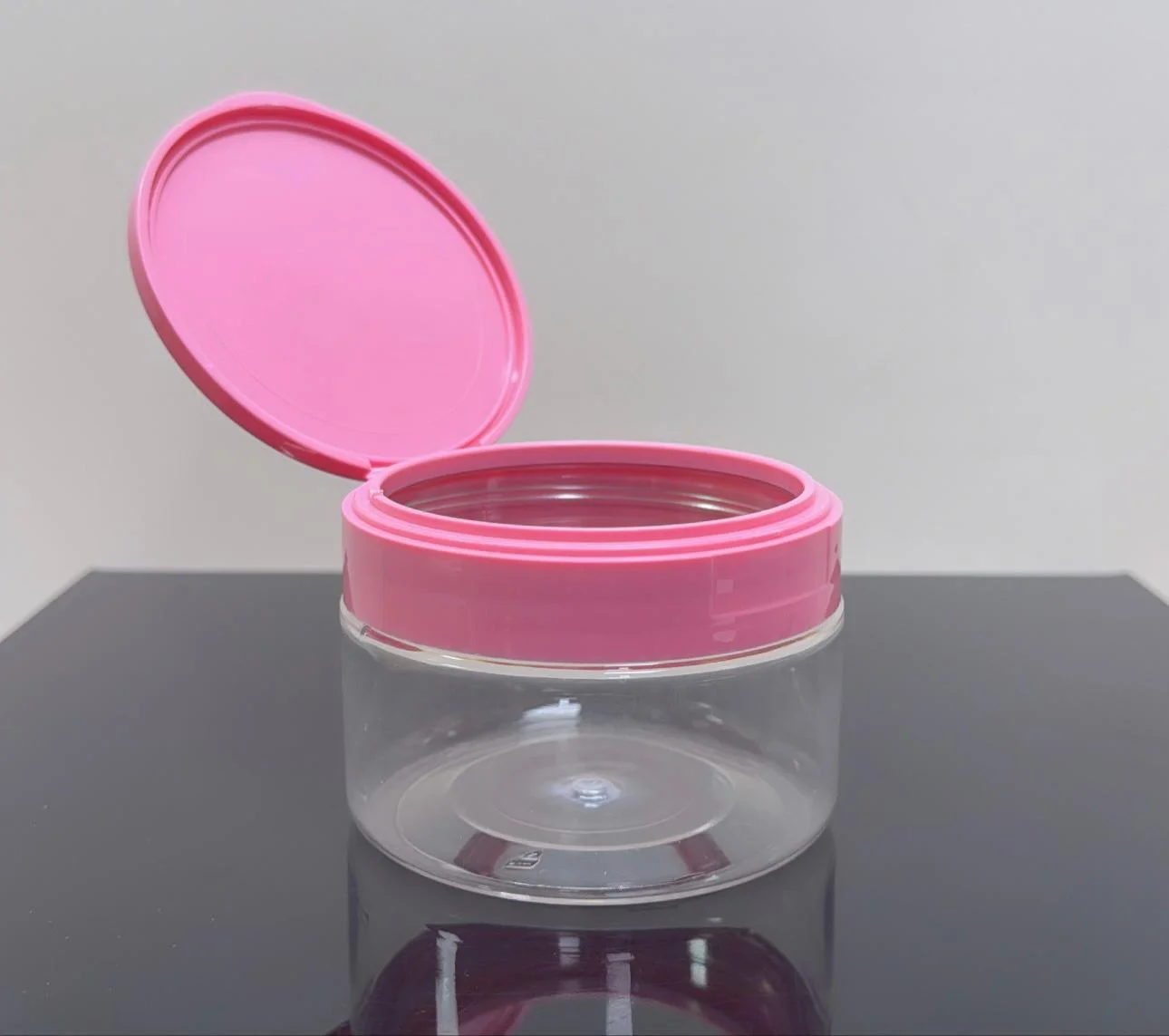 250 ml Şeffaf Pet Krem Kavanozu Pembe Açmalı Kapaklı 250 ml Şeffaf Pet Krem Kavanozu Pembe Açmalı Kapaklı