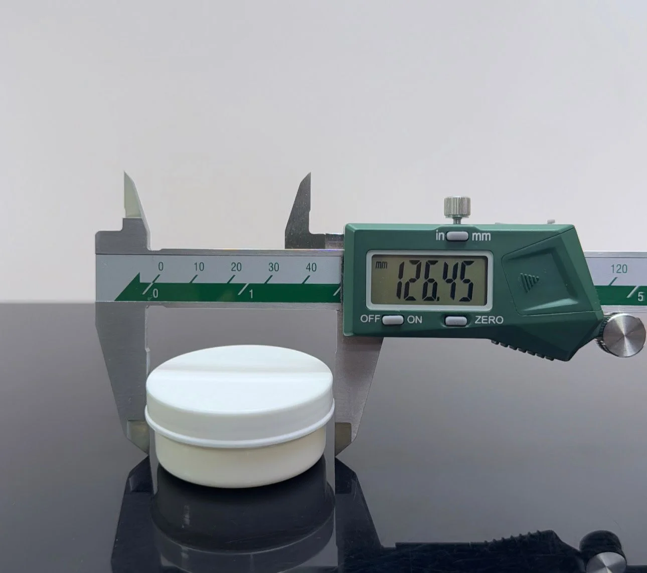 20 ml Pomat Kutu Beyaz Plastik Kavanoz