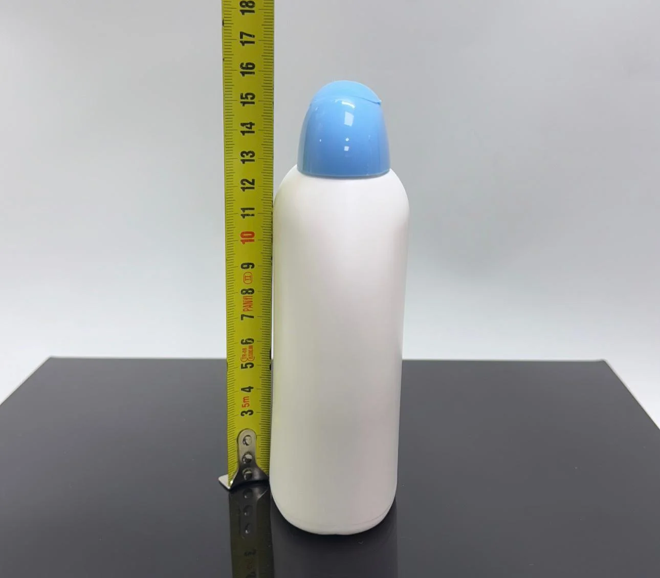 400 ml Beyaz Şampuan Şişesi Mavi Kapaklı 400 ml Beyaz Şampuan Şişesi Mavi Kapaklı