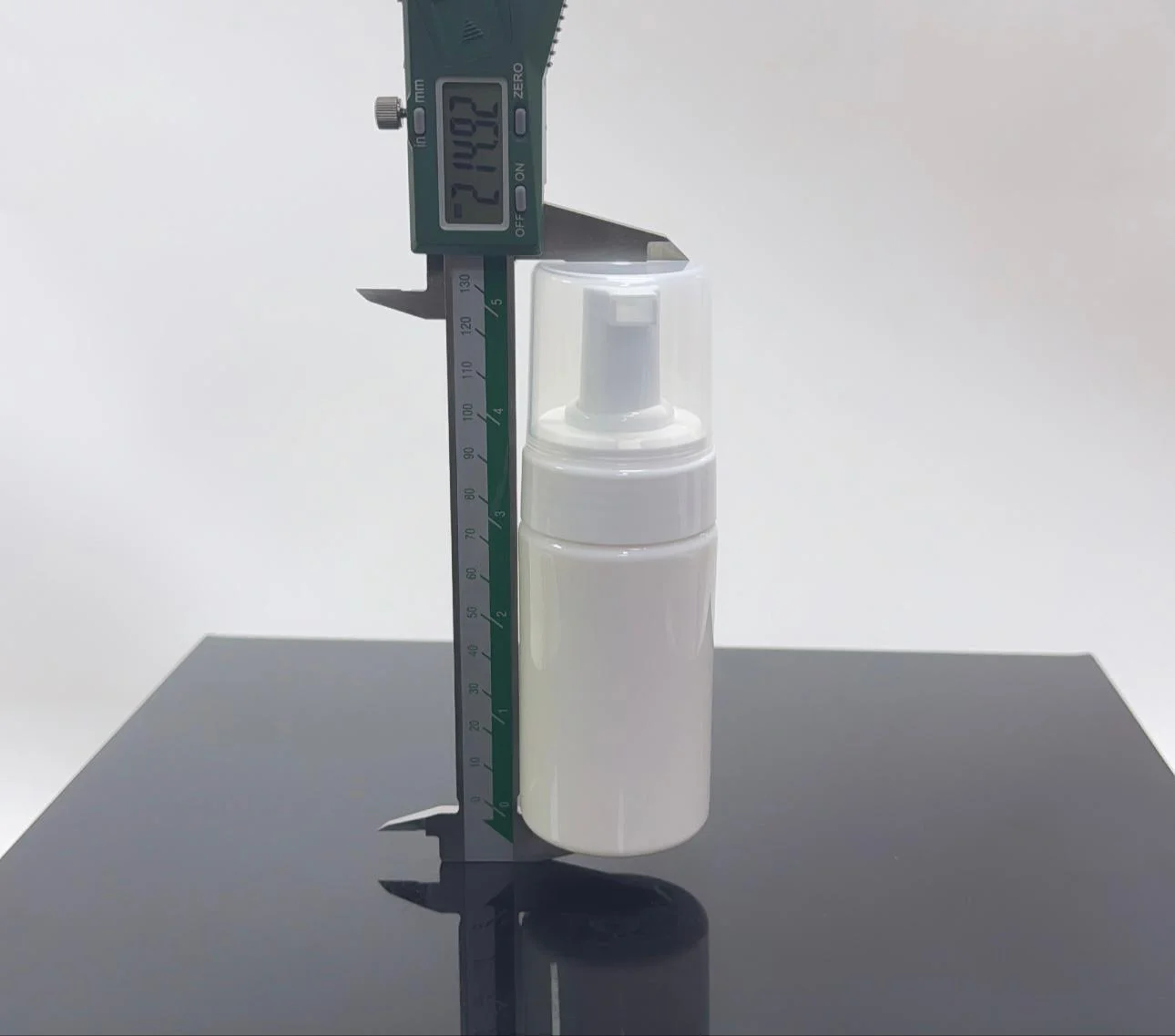 100 ml Beyaz Köpük Yapıcı Pet Şişe Köpük Pompalı 100 ml Beyaz Köpük Yapıcı Pet Şişe Köpük Pompalı