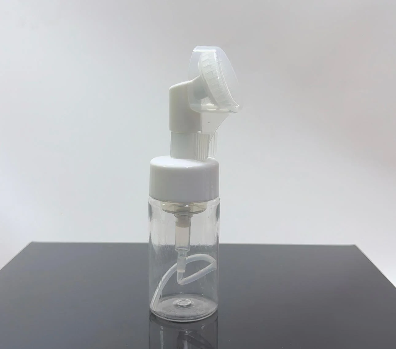 100 ml Şeffaf Köpük Yapıcı Pet Şişe Köpük Fırçalı 100 ml Şeffaf Köpük Yapıcı Pet Şişe Köpük Fırçalı