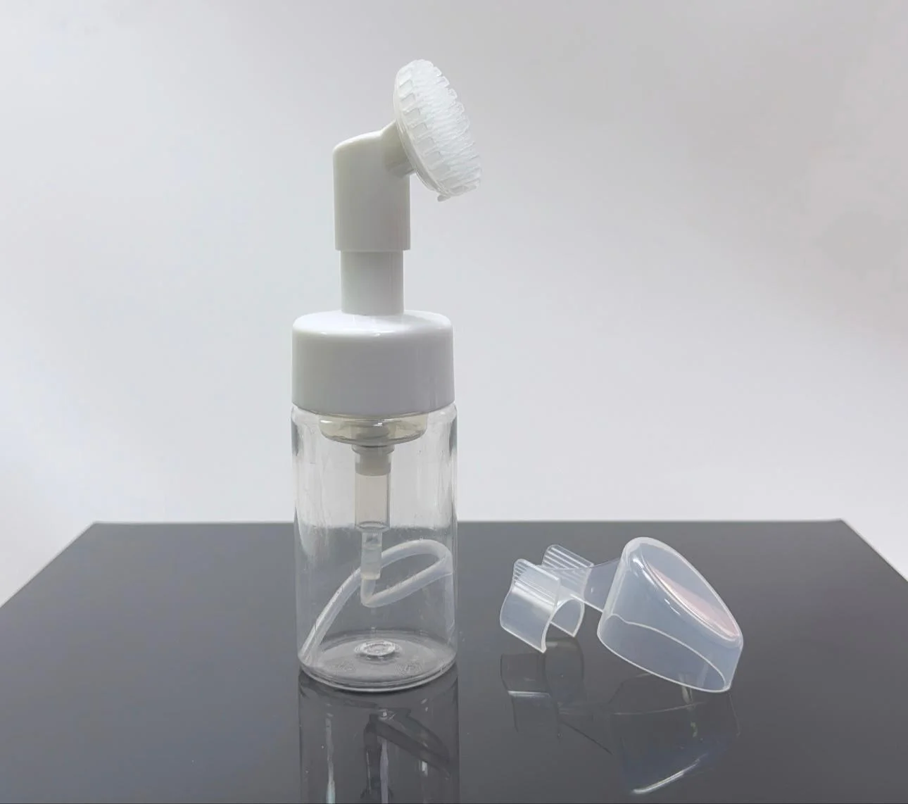 100 ml Şeffaf Köpük Yapıcı Pet Şişe Köpük Fırçalı 100 ml Şeffaf Köpük Yapıcı Pet Şişe Köpük Fırçalı