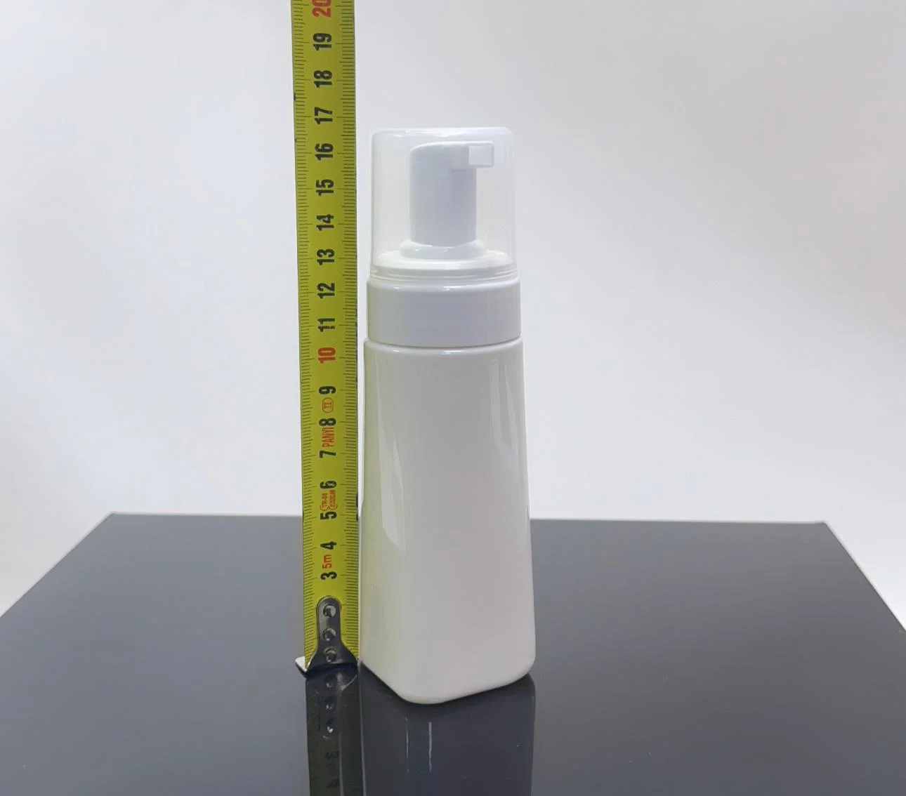 150 ml Beyaz Köşeli Köpük Yapıcı Pet Şişe Köpük Pompalı 150 ml Beyaz Köşeli Köpük Yapıcı Pet Şişe Köpük Pompalı