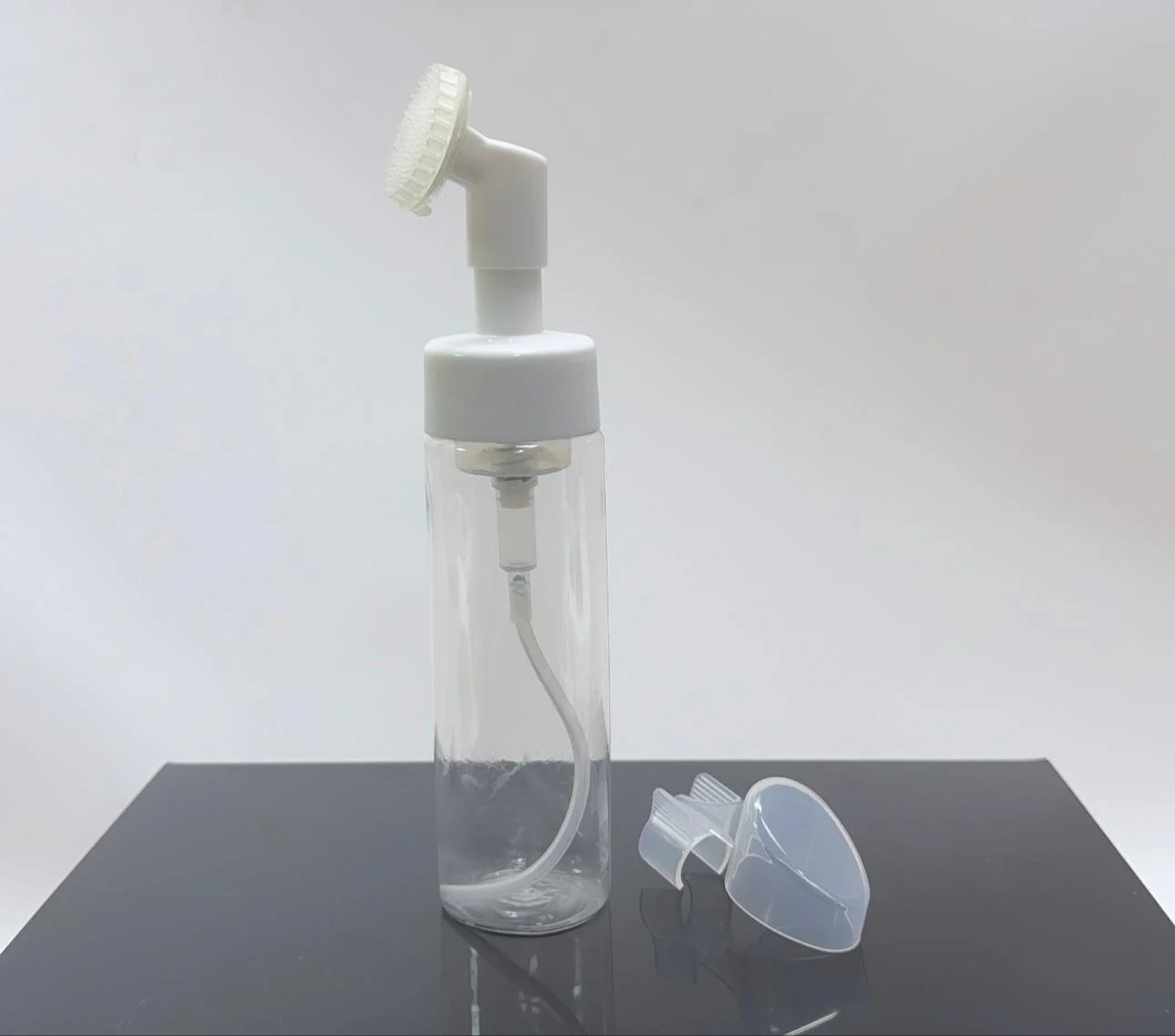 200 ml Şeffaf Köpük Yapıcı Pet Şişe Köpük Fırçalı 200 ml Şeffaf Köpük Yapıcı Pet Şişe Köpük Fırçalı