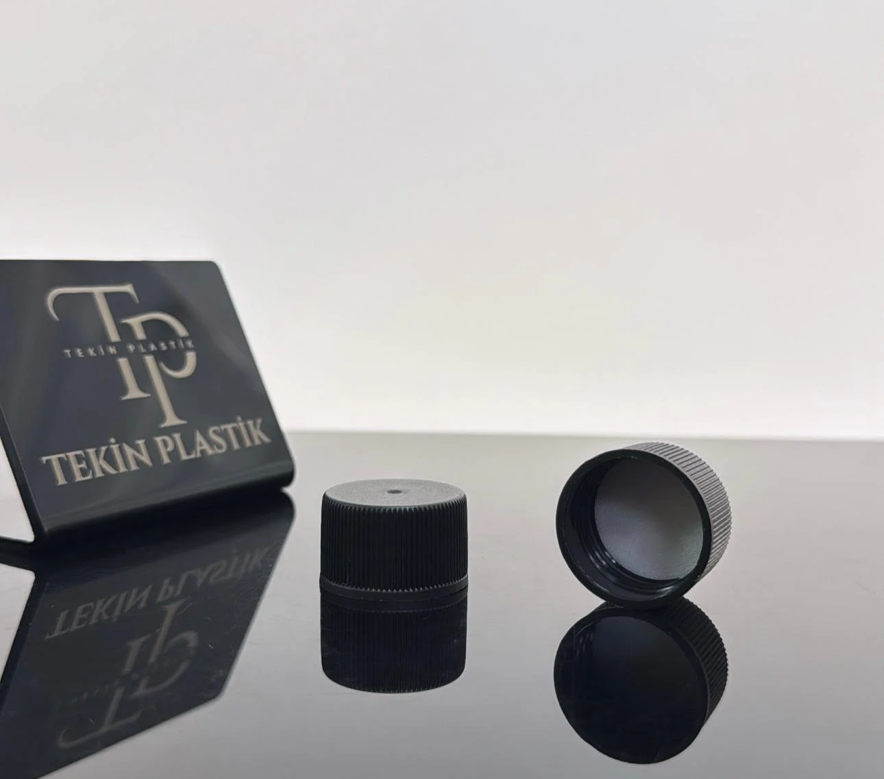 24 mm Siyah Düz Kapak Contalı 24 mm Siyah Düz Kapak Contalı