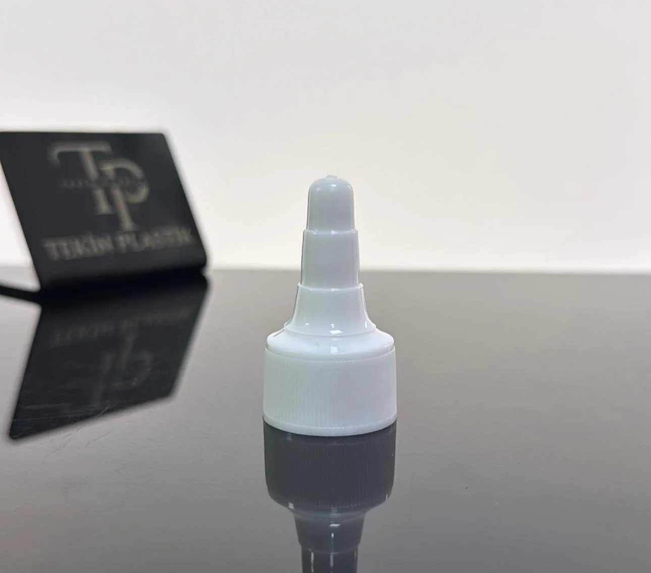 24 mm Beyaz Uçlu Beyaz Asansör Kapak 24 mm Beyaz Uçlu Beyaz Asansör Kapak