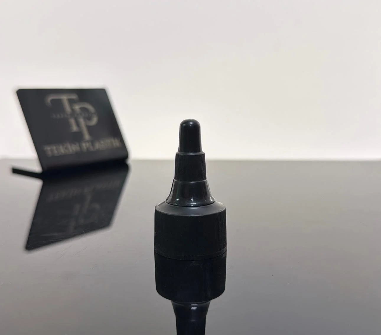 24 mm Siyah Uçlu Siyah Asansör Kapak 24 mm Siyah Uçlu Siyah Asansör Kapak