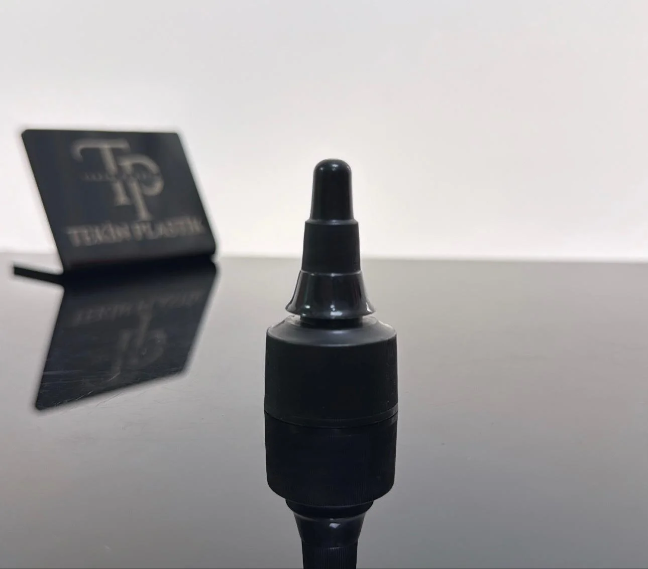 24 mm Siyah Uçlu Siyah Asansör Kapak 24 mm Siyah Uçlu Siyah Asansör Kapak