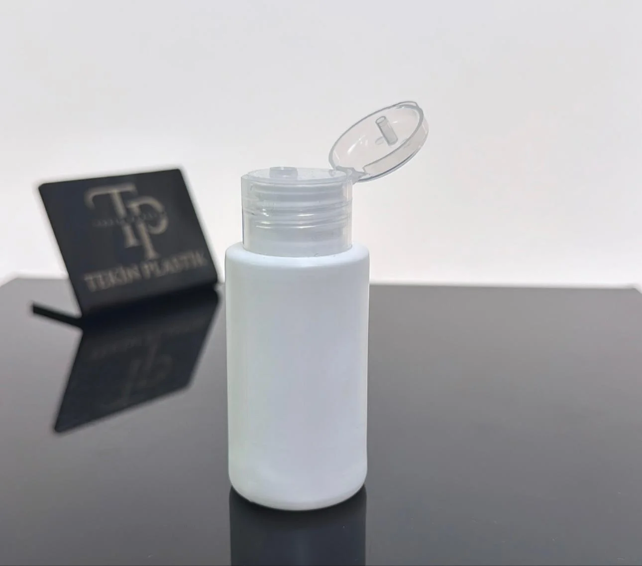 24 mm Şeffaf Fliptop Açmalı Şampuan Kapak 24 mm Şeffaf Fliptop Açmalı Şampuan Kapak