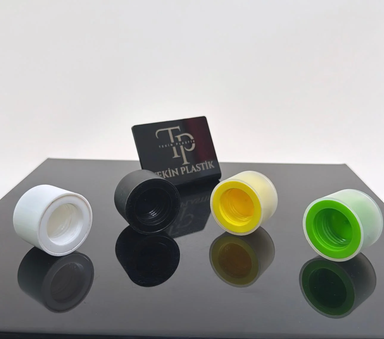 24 mm Çıdarlı Renkli Lüx Kapaklar 24 mm Çıdarlı Renkli Lüx Kapaklar