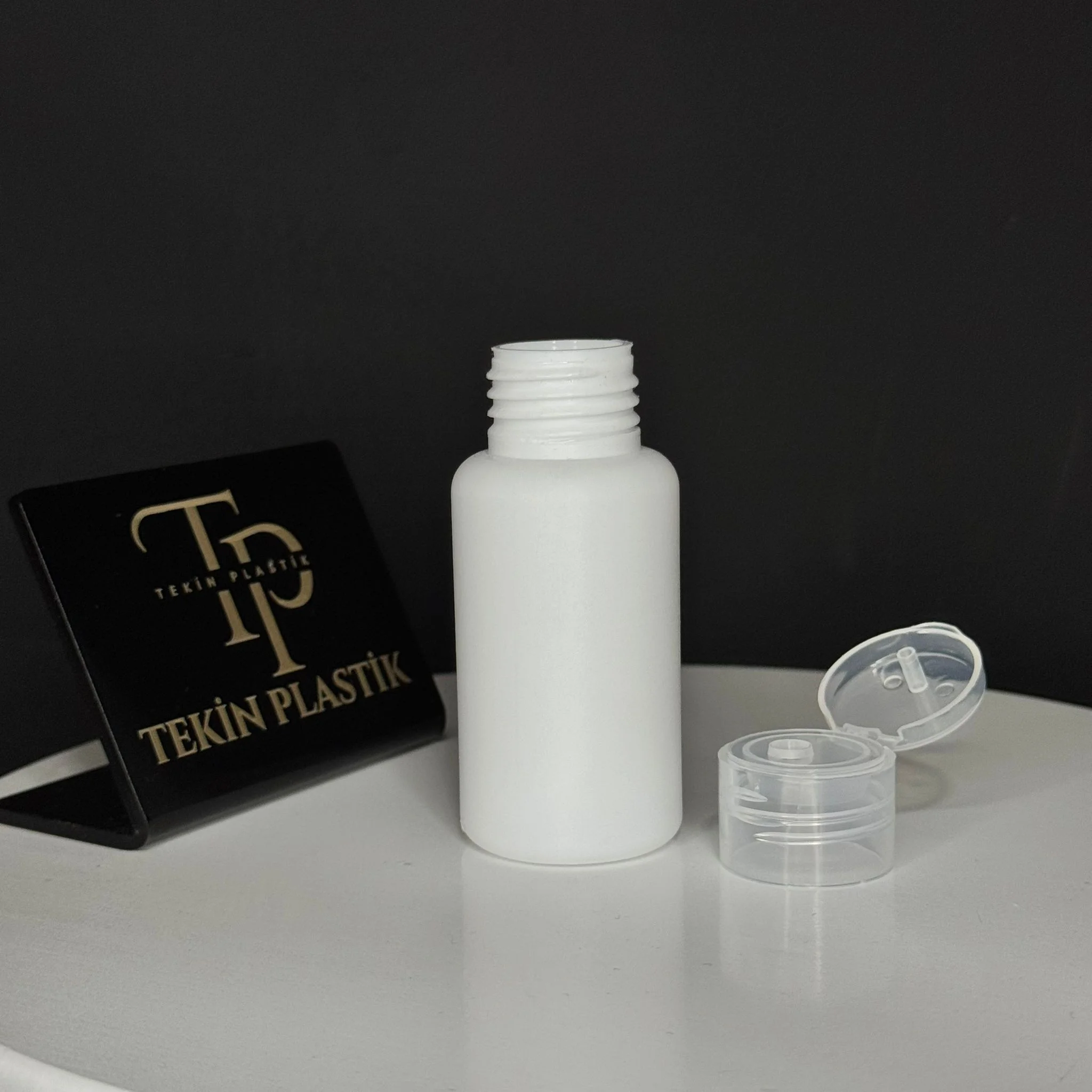 50 ML Beyaz Tombul Ağız Plastik Şişe Şeffaf Fliptop Kapaklı