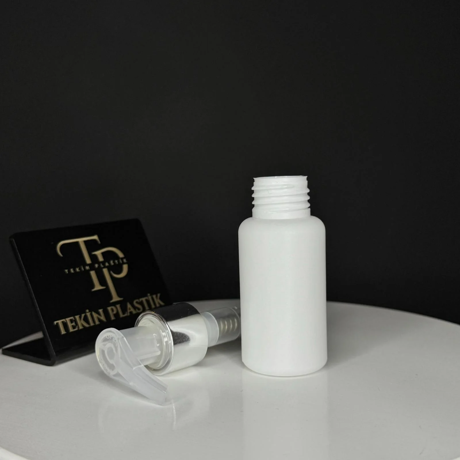 50 ML Beyaz Tombul Ağız Plastik Şişe Gümüş-Şeffaf Sıvı Sabun Pompalı