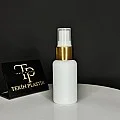 50 ML Beyaz Tombul Ağız Plastik Şişe Gold-Beyaz Parmak Spreyli 50 ML Beyaz Tombul Ağız Plastik Şişe Gold-Beyaz Parmak Spreyli