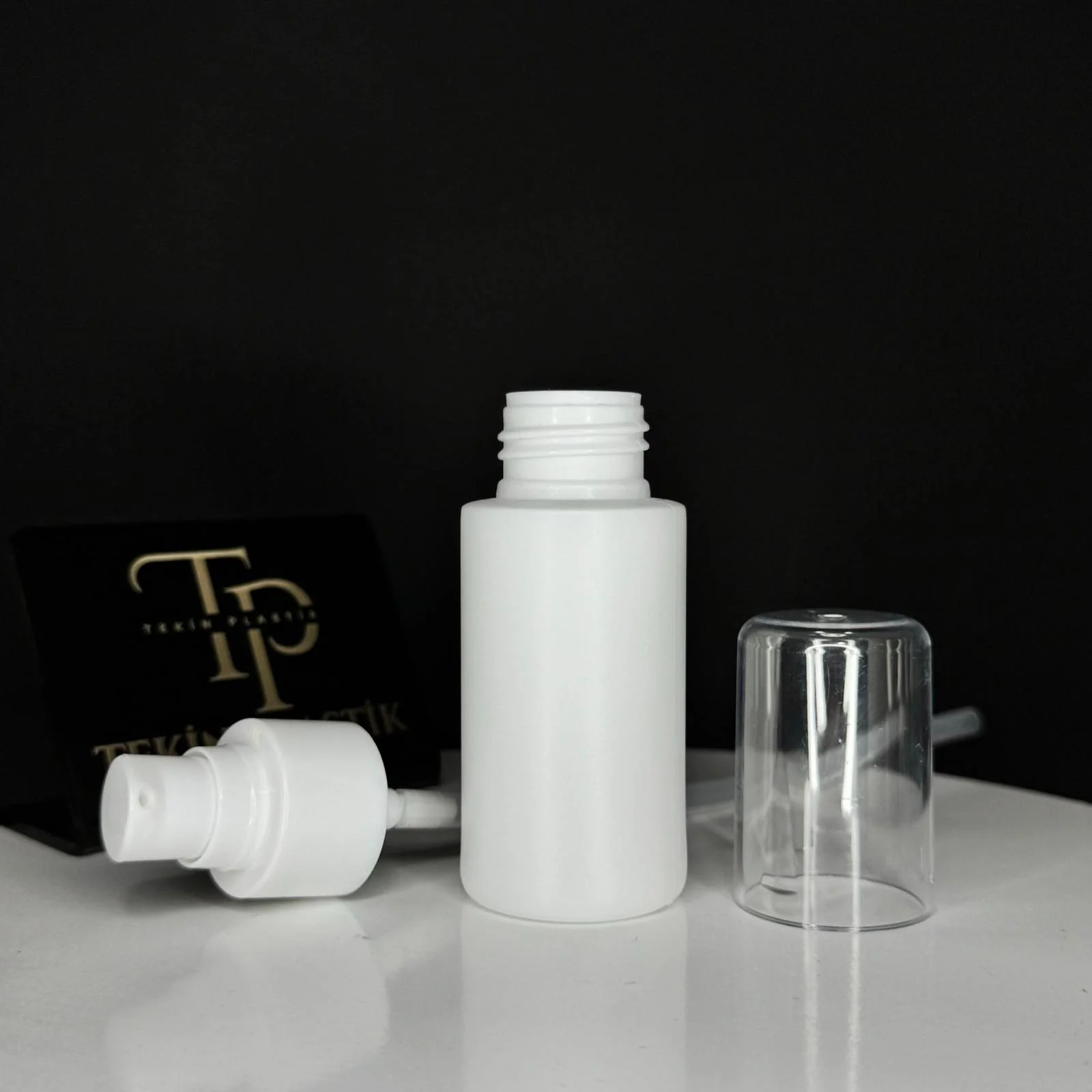 50 ML Küt Model Beyaz Plastik Şişe Kristal Kapak Losyon Pompalı