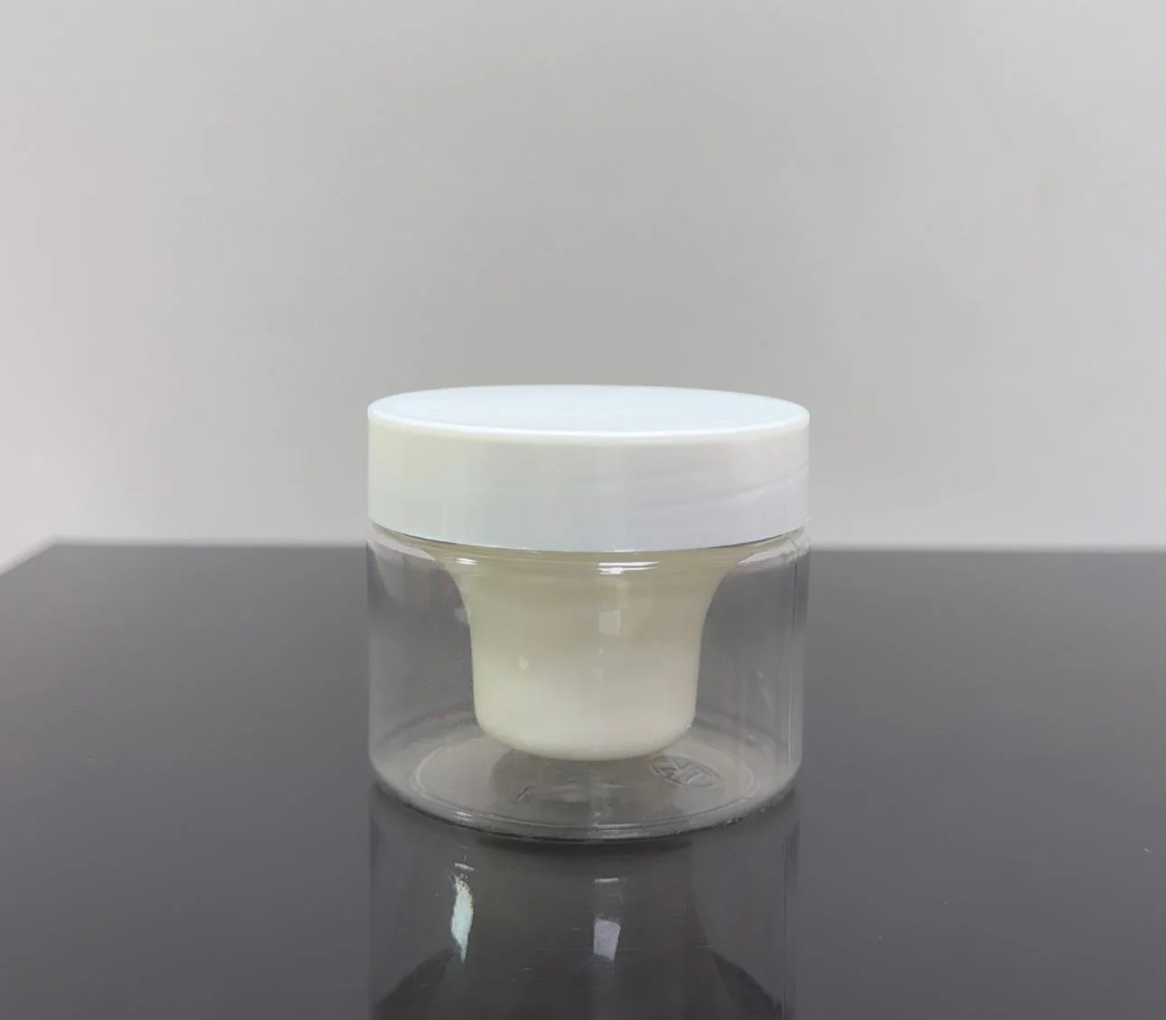 50 ml Çıdarlı Şeffaf Pet Krem Kavanozu Beyaz Kapaklı 50 ml Çıdarlı Şeffaf Pet Krem Kavanozu Beyaz Kapaklı